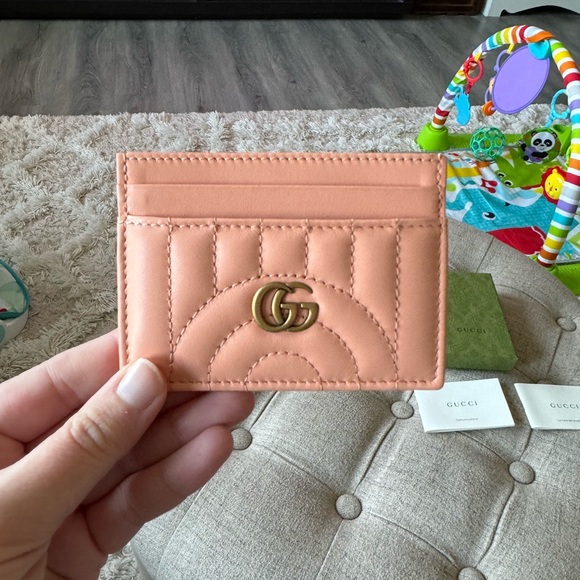 Gucci - GG Logo Plaque Padded Cardholder in Orange - Picture 6 of 10